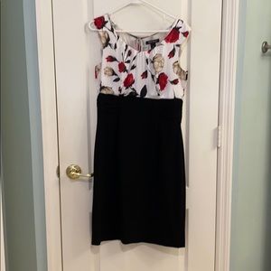 White House Black Market floral dress. Size 8.